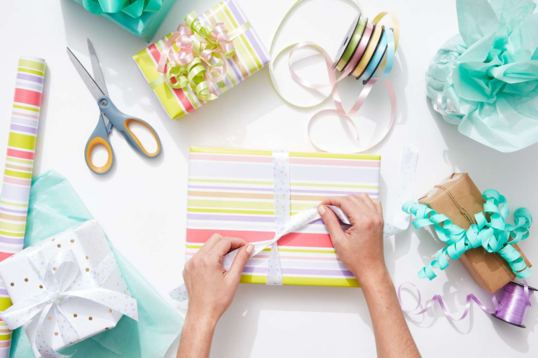 Innovative ways to design personalized gifts with simple DIY techniques